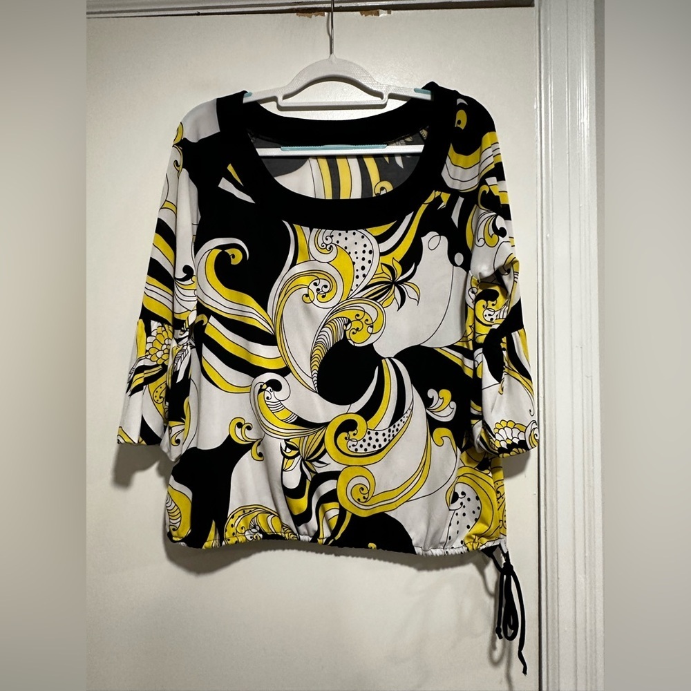 Georgiou Studio Yellow & Black Abstract Paisley 3/4 Sleeve Boatneck Blouse.